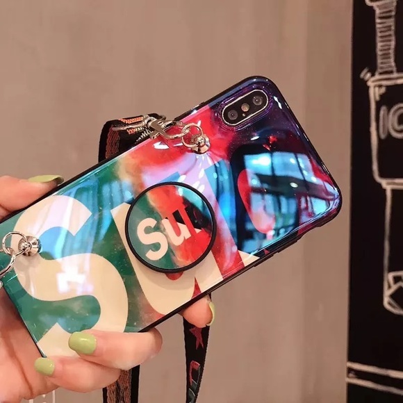 iPhone 11 Pro Max Cover + PopSocket and Lanyard - Picture 4 of 7